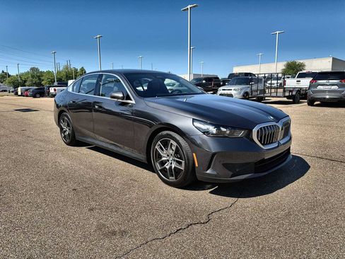 Used 2026 BMW 540i xDrive AWD/4WD image 11