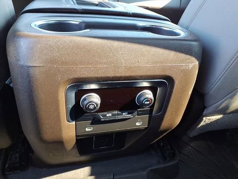 Used 2021 Chevrolet Tahoe LT image 12