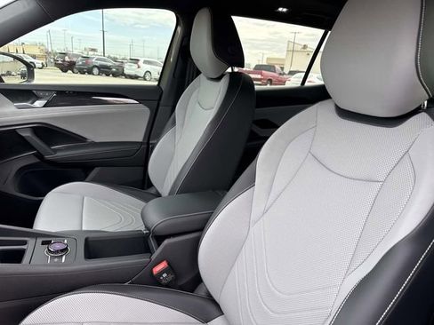 New 2026 Volkswagen Tiguan SE R-Line image 13