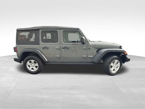 Used 2020 Jeep Wrangler Unlimited Sport S image 2