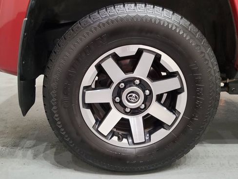 Used 2022 Toyota 4Runner TRD Off-Road Premium image 43