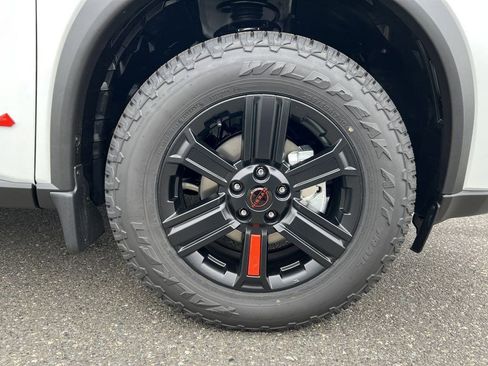 Used 2026 Nissan Rogue SV image 10