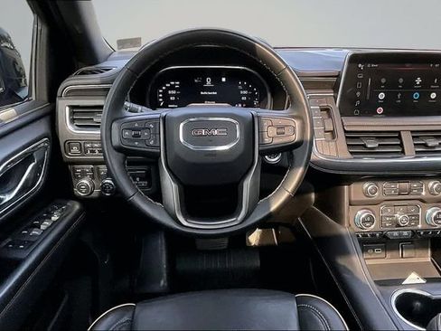 Used 2023 GMC Yukon AT4 w/ AT4 Premium Plus Package AWD/4WD image 8