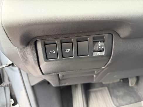 Used 2024 Subaru Ascent Limited w/ Technology Package AWD/4WD image 19