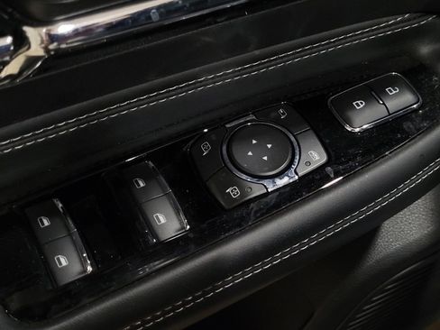 Used 2022 Lincoln Corsair AWD w/ Premium Package image 27