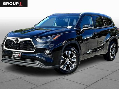 Used 2022 Toyota Highlander XLE