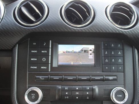 Used 2017 Ford Mustang Coupe RWD image 16