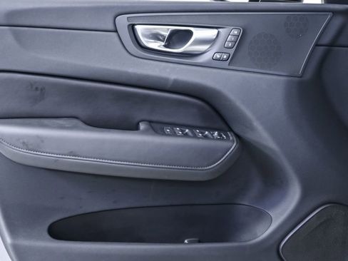 Certified 2024 Volvo XC60 B5 Core w/ Protection Package Premier AWD/4WD image 8