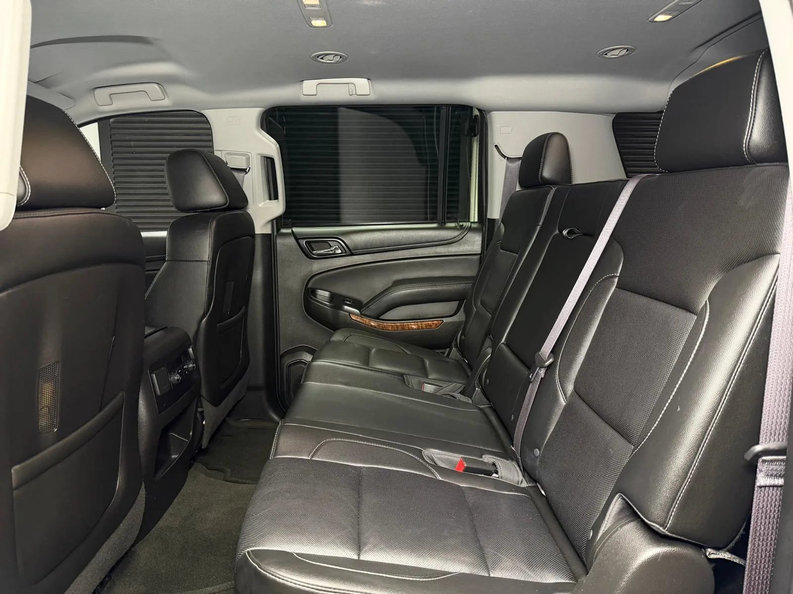 Used 2016 Chevrolet Suburban LTZ AWD/4WD image 23