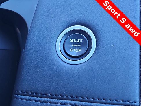 Used 2020 Land Rover Discovery Sport S image 23