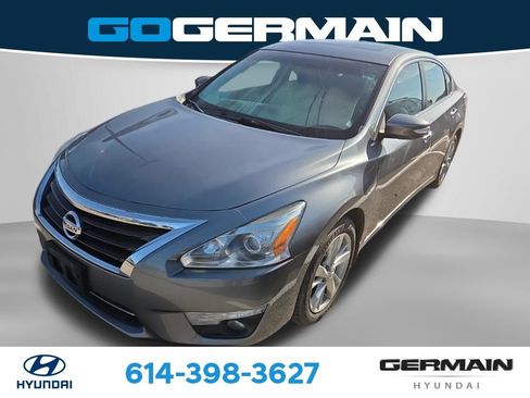 Used 2015 Nissan Altima 2.5 SV w/ Convenience Package FWD image 4