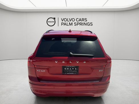 Used 2023 Volvo XC60 B5 Core w/ Climate Package image 6