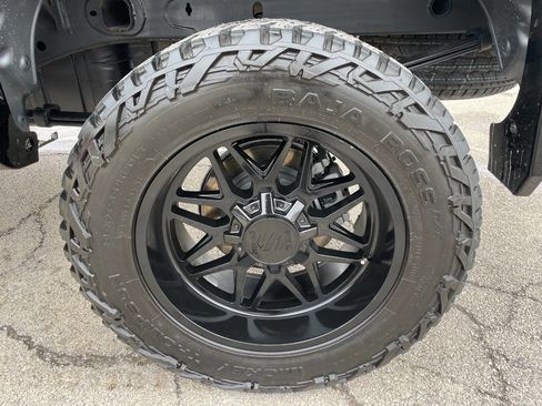 Used 2021 Chevrolet Silverado 1500 LT image 12