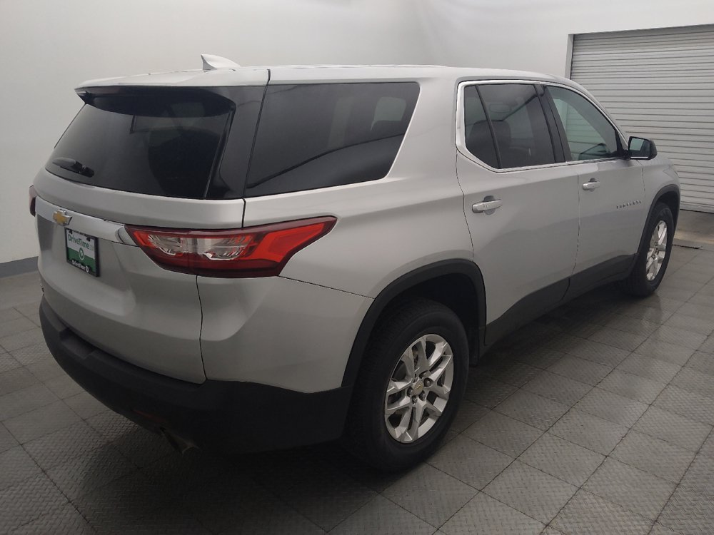 Used 2020 Chevrolet Traverse LS FWD image 9