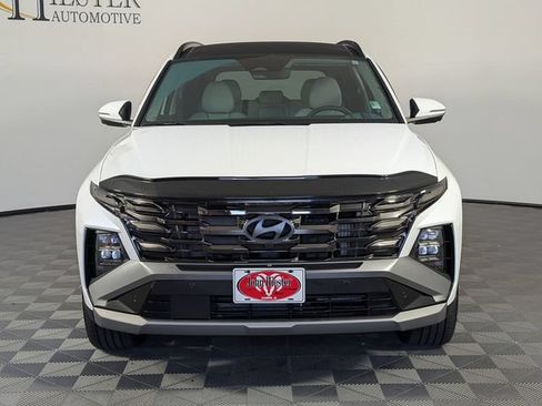 Used 2025 Hyundai Tucson Limited AWD/4WD image 3