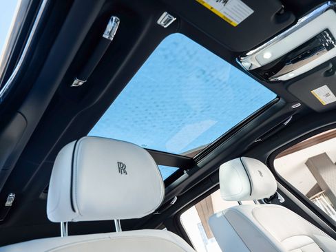 Certified 2022 Rolls-Royce Cullinan image 65