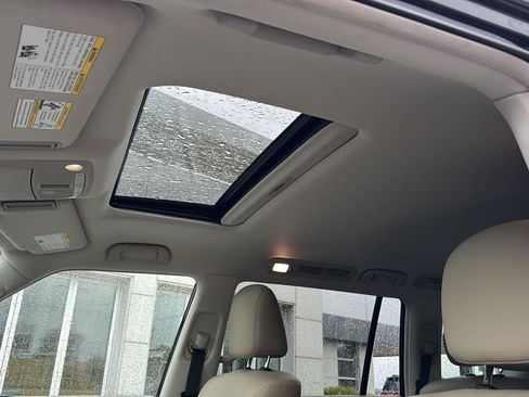 Used 2021 INFINITI QX80 Premium Select w/ Cargo Package image 29