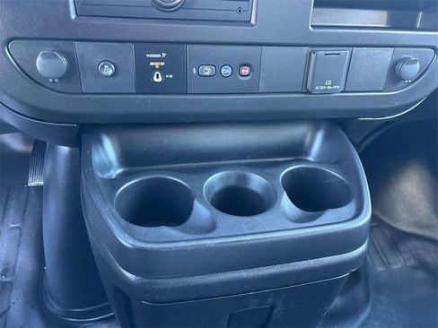 Used 2022 GMC Savana 3500 w/ Power Convenience Package image 17