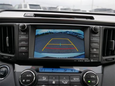 Used 2016 Toyota RAV4 Limited image 32