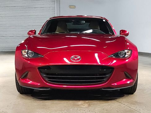 Used 2019 MAZDA MX-5 Miata RF Grand Touring RWD image 2