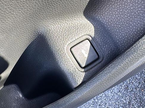 Used 2019 Honda Accord Touring image 30