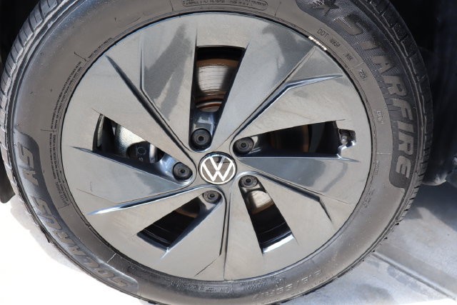 Used 2025 Volkswagen Taos S FWD image 39