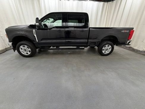 Used 2025 Ford F250 XLT w/ Snow Plow Prep Package AWD/4WD image 3