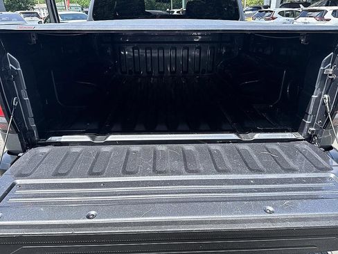Certified 2023 Nissan Frontier S w/ Technology Package AWD/4WD image 23