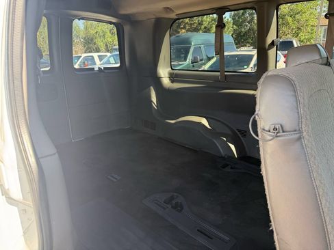 Used 2015 GMC Savana 2500 LT w/ LT Preferred Equipment Group RWD image 22