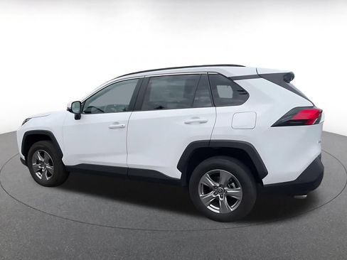 Used 2025 Toyota RAV4 XLE w/ Convenience Package AWD/4WD image 10