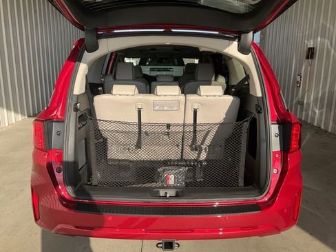 New 2026 Honda Odyssey Touring image 19