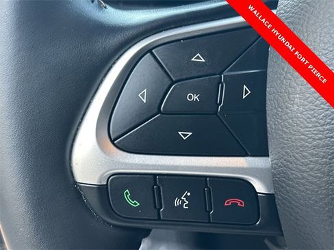 Used 2020 Jeep Compass Latitude image 25