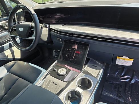 New 2025 Cadillac Escalade IQ Luxury 2 image 10