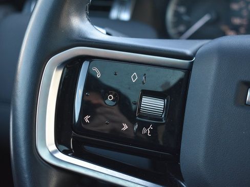 Used 2022 Land Rover Discovery Sport S image 17