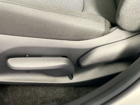 New 2025 Toyota RAV4 LE image 15