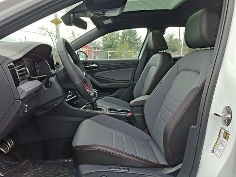 New 2026 Volkswagen Jetta GLI Autobahn FWD image 9