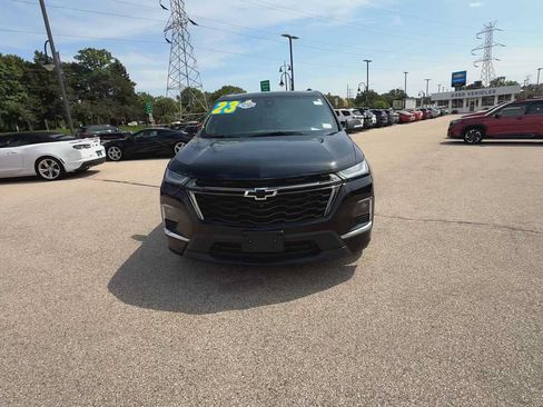 Certified 2023 Chevrolet Traverse Premier w/ Redline Edition AWD/4WD image 3