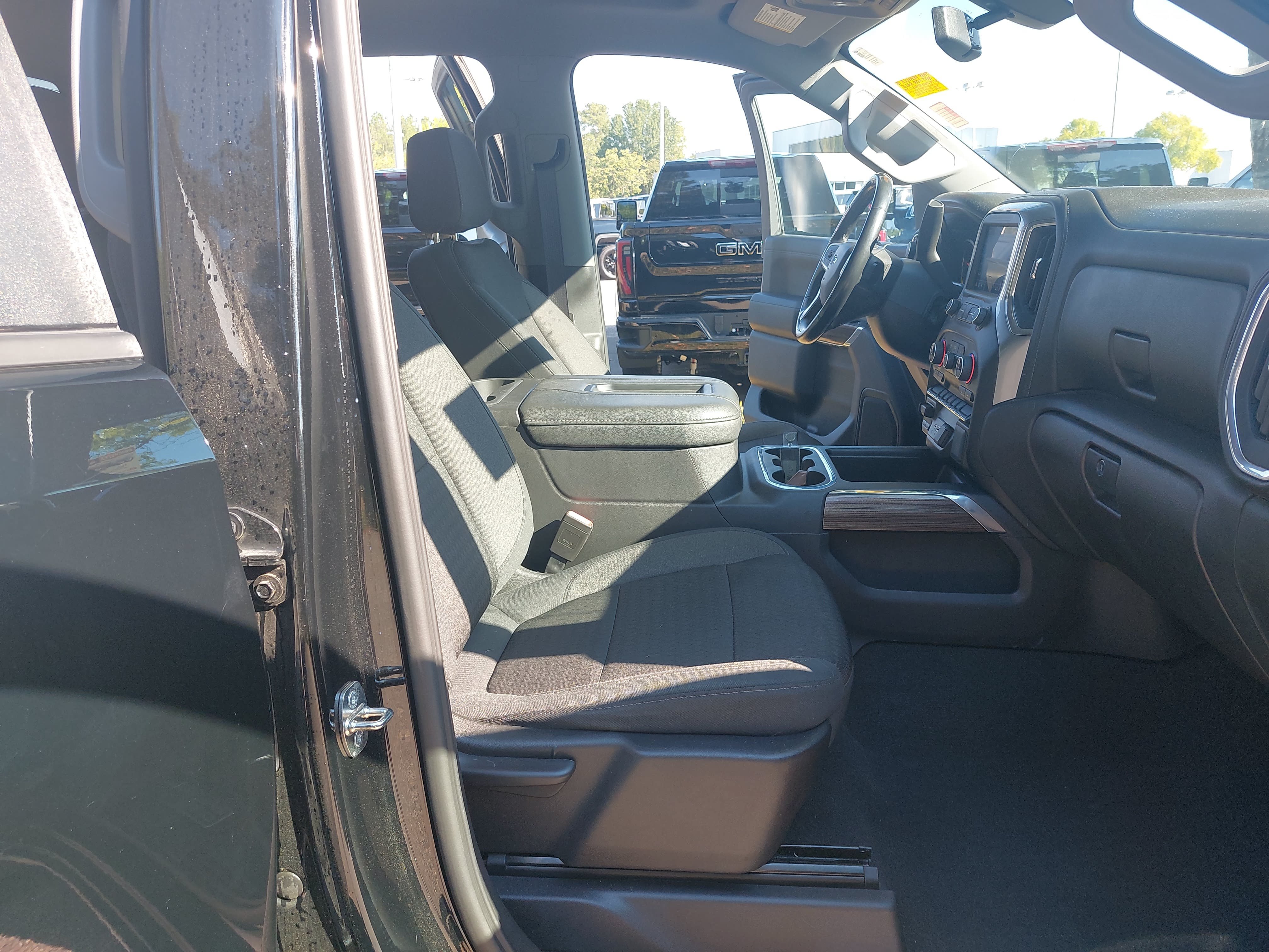 Used 2021 Chevrolet Silverado 1500 RST AWD/4WD image 10