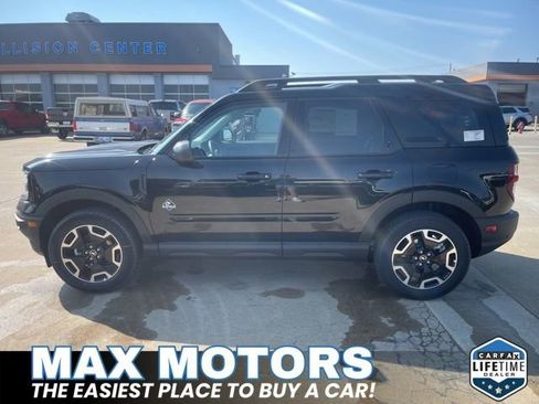 New 2024 Ford Bronco Sport Outer Banks image 4