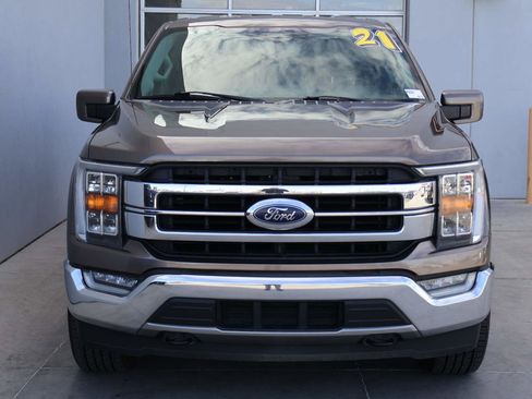 Used 2021 Ford F150 Lariat w/ Max Trailer Tow Package image 5