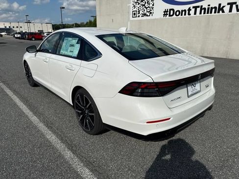 New 2026 Honda Accord Touring image 5