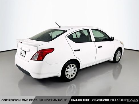 Used 2017 Nissan Versa S Plus FWD image 24