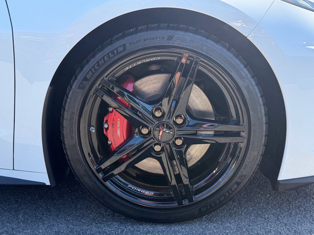 New 2026 Chevrolet Corvette Stingray Premium Conv w/ Z51 Performance Package RWD image 13
