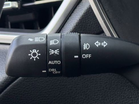 Used 2025 Toyota Corolla Cross AWD Hybrid w/ Convenience Package image 22