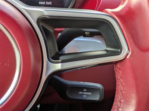 Used 2017 Porsche 718 Boxster S image 20