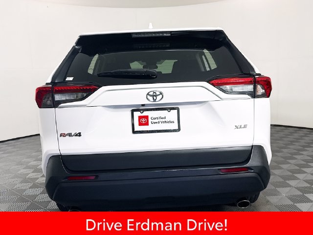 Used 2021 Toyota RAV4 XLE FWD image 22