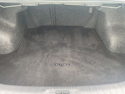 Used 2022 Nissan Altima 2.5 SR image 12
