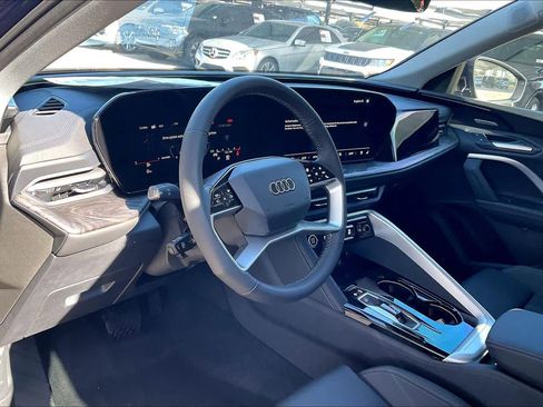 New 2025 Audi Q5 Premium Plus image 8