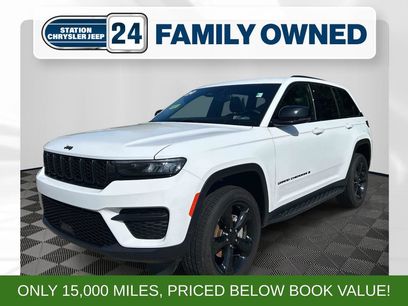 Used 2024 Jeep Grand Cherokee Altitude