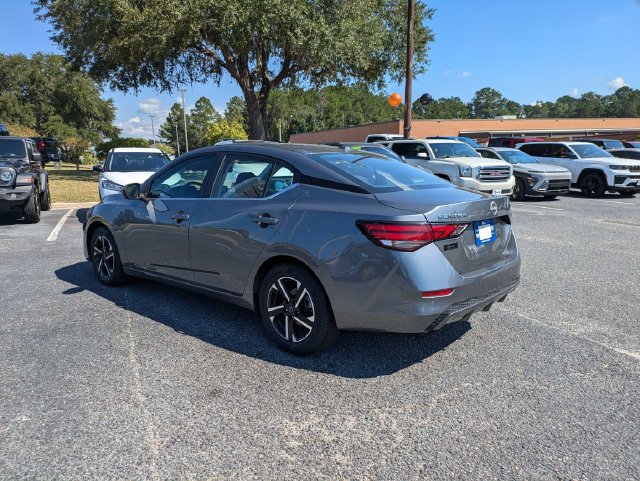 Used 2025 Nissan Sentra SV FWD image 7